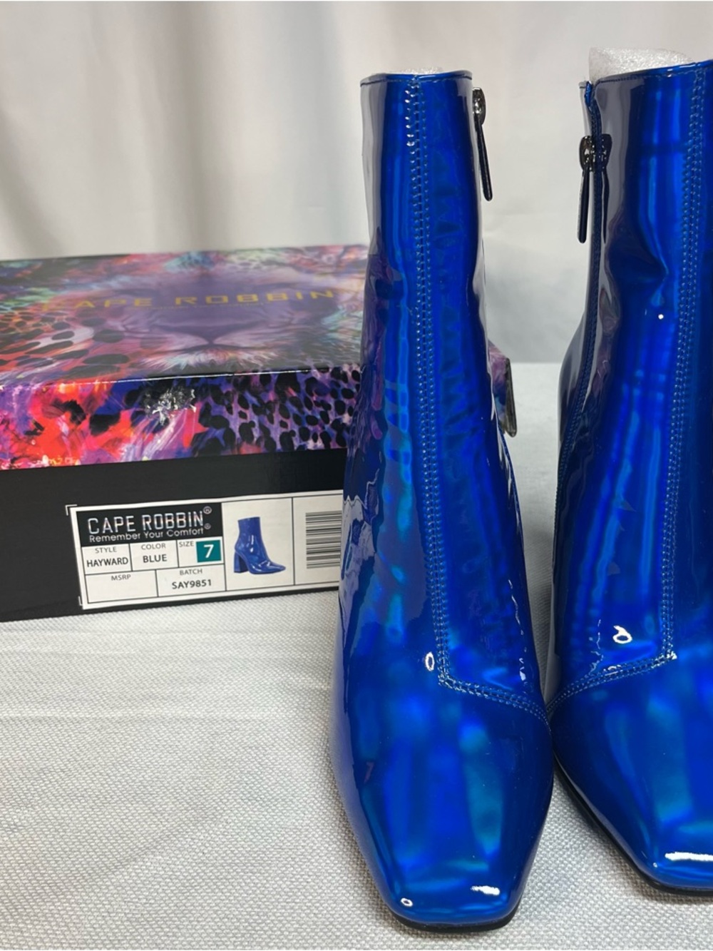 Cape Robbin Royal Blue Holographic Block Heel Ankle Boots - Sz 7 New in Box - Picture 3 of 9